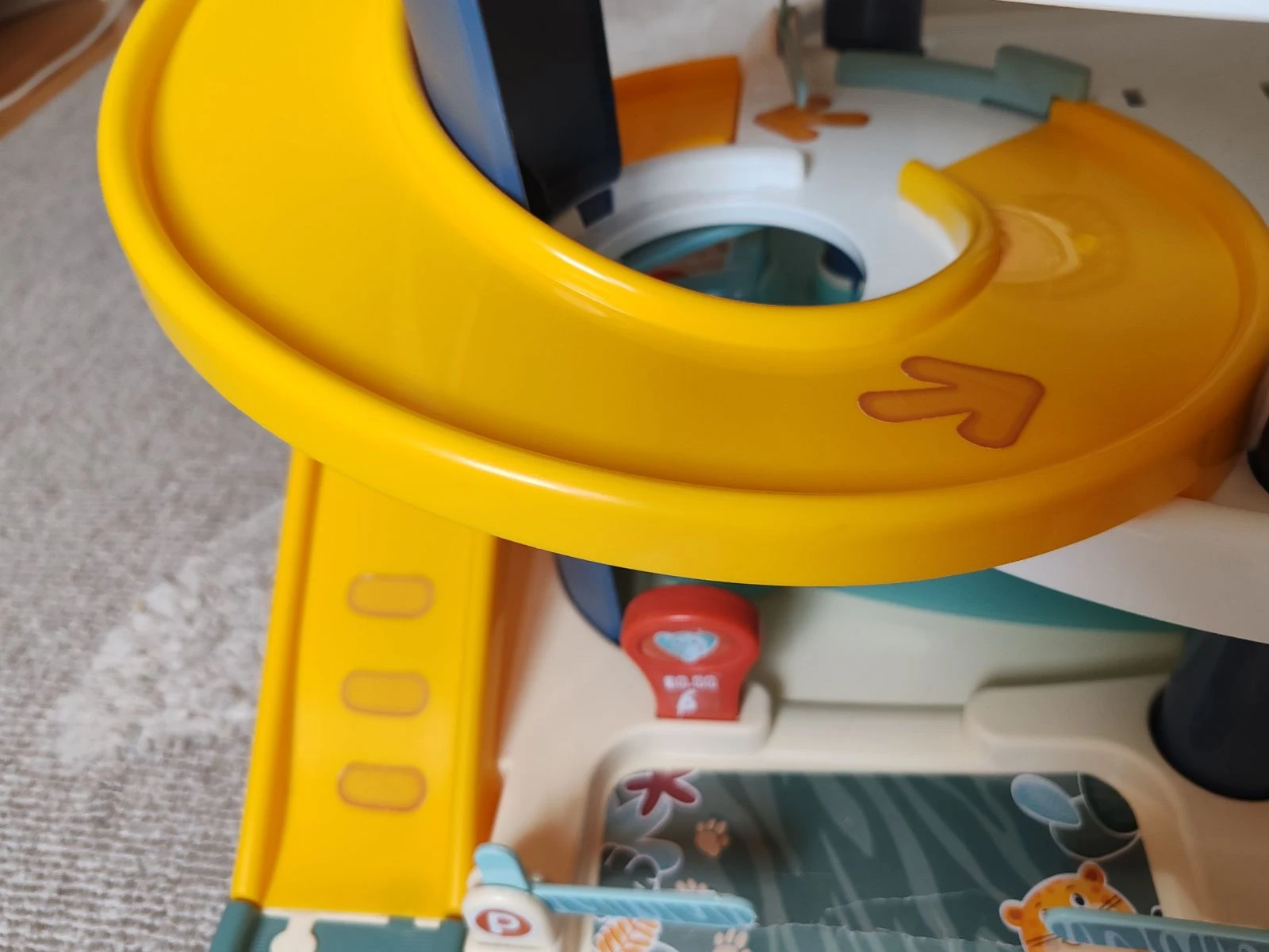 Little Smoby garage – photo 4
